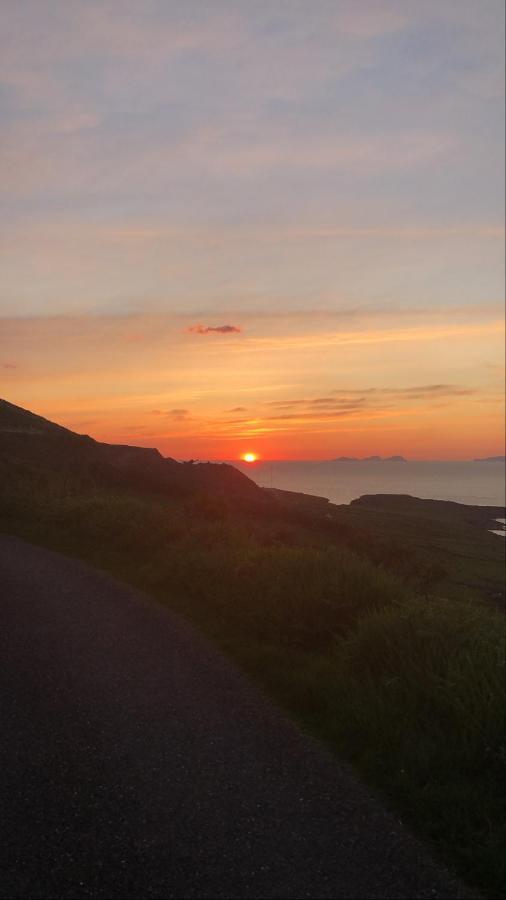 Cuas A' Gamhna Bed & Breakfast Valentia Island Exterior foto